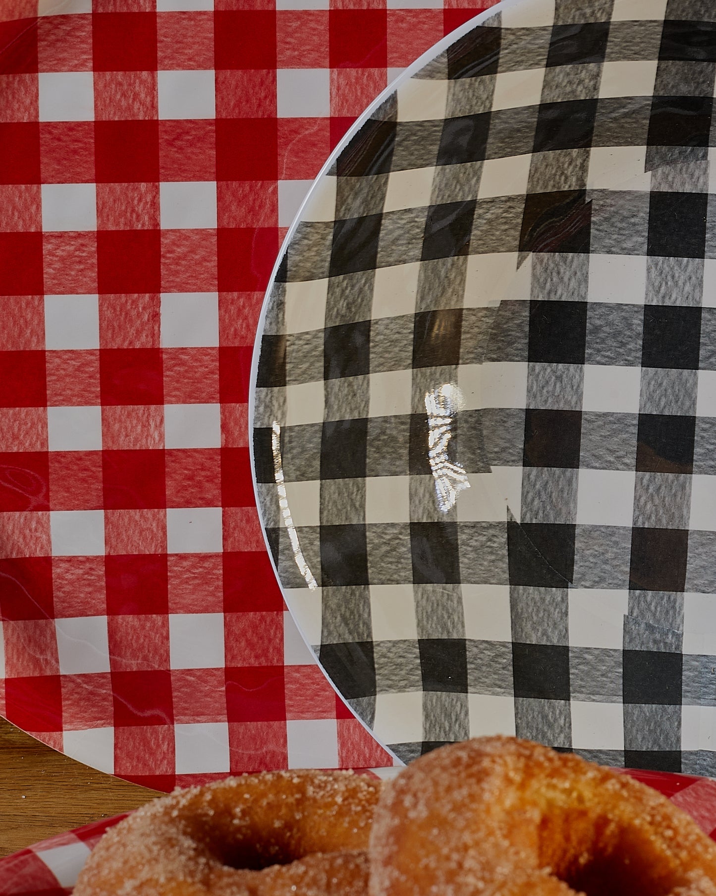Gingham Dinnerware